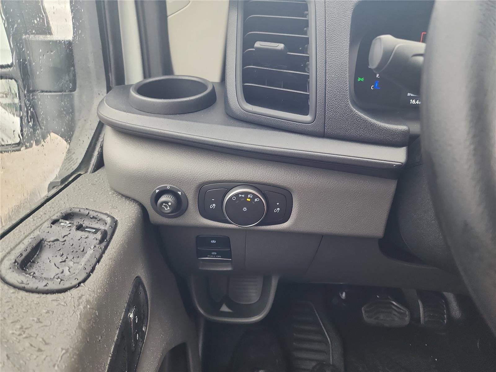 2026 Ford Transit Cargo Van Base