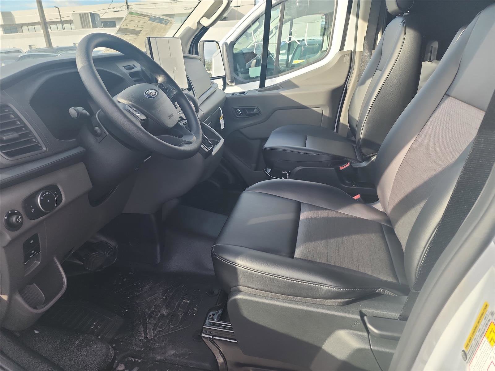 2026 Ford Transit Cargo Van T-250 148" Med Rf 9150 GVWR RWD