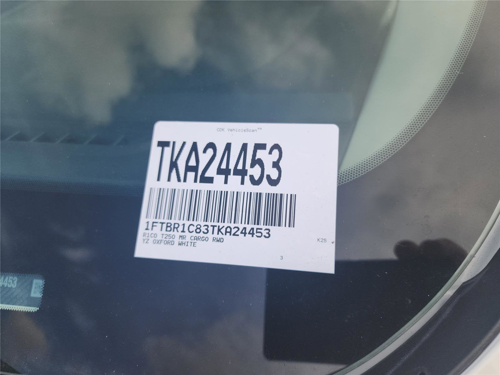 2026 Ford Transit Cargo Van T-250 148" Med Rf 9150 GVWR RWD