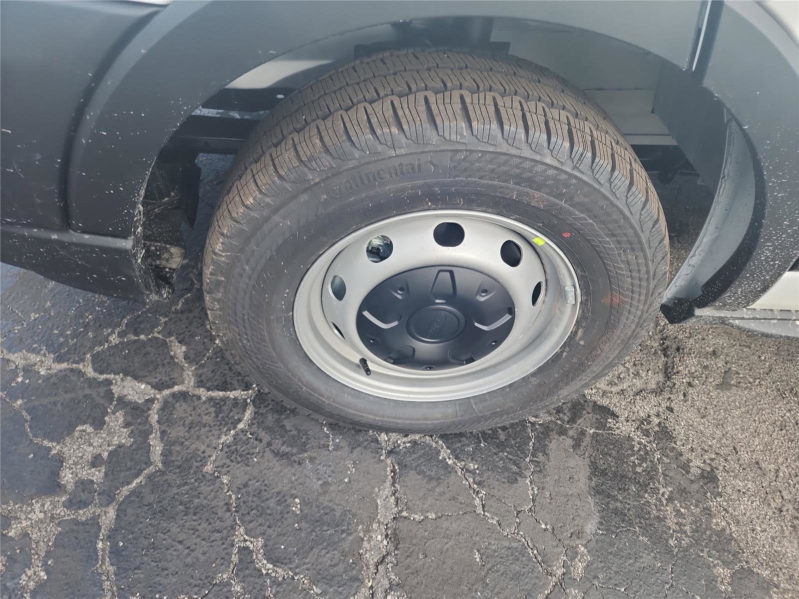 2026 Ford Transit Cargo Van T-250 148" Med Rf 9150 GVWR RWD