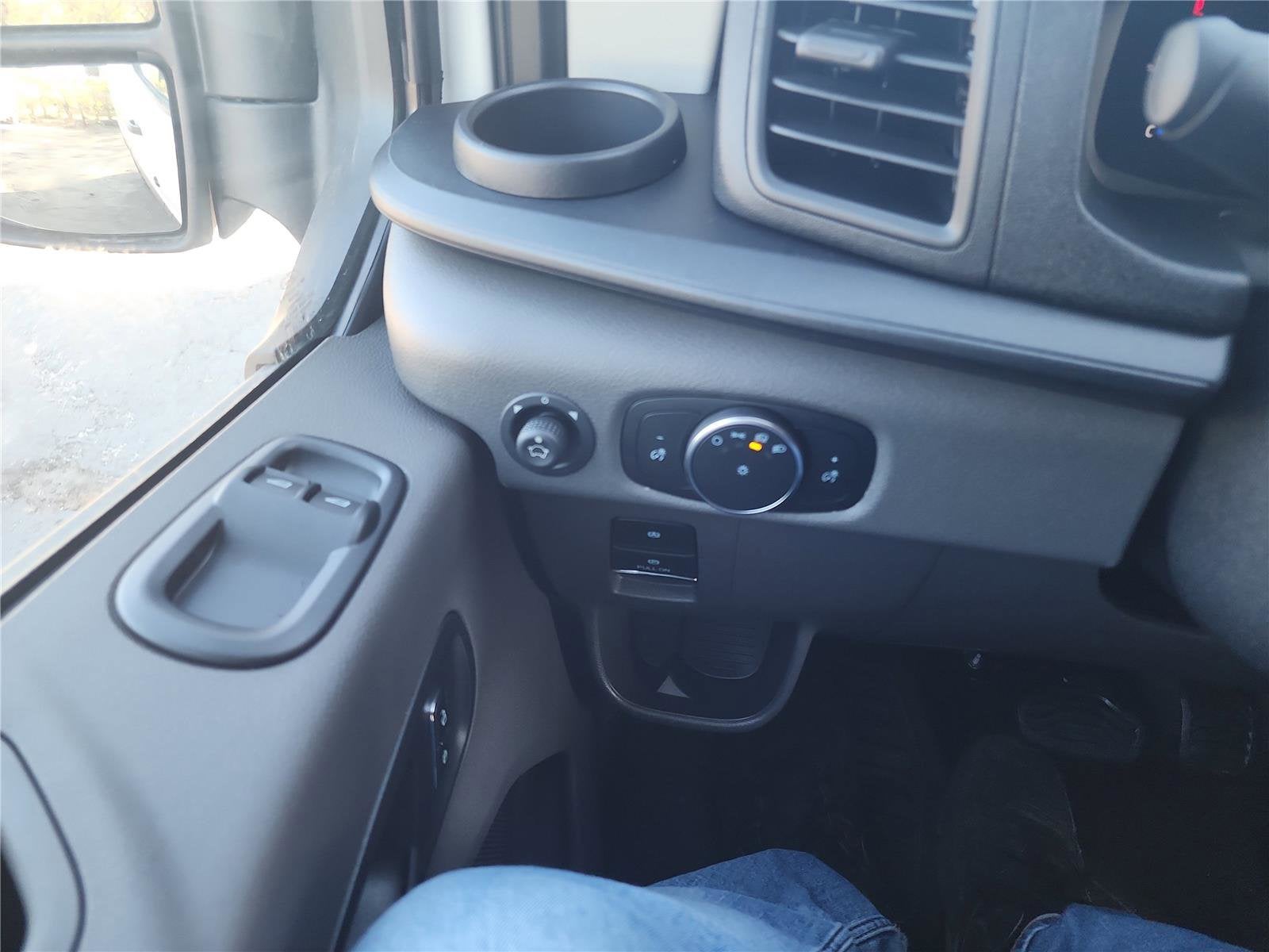 2026 Ford Transit Cargo Van Base