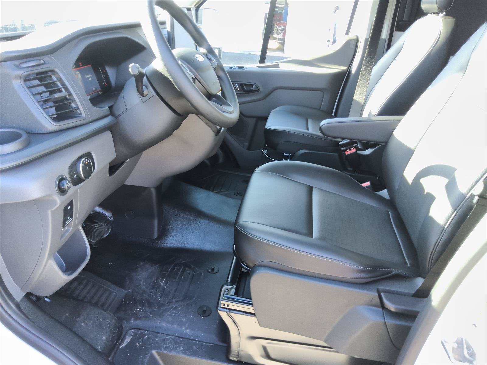 2026 Ford Transit Cargo Van Base