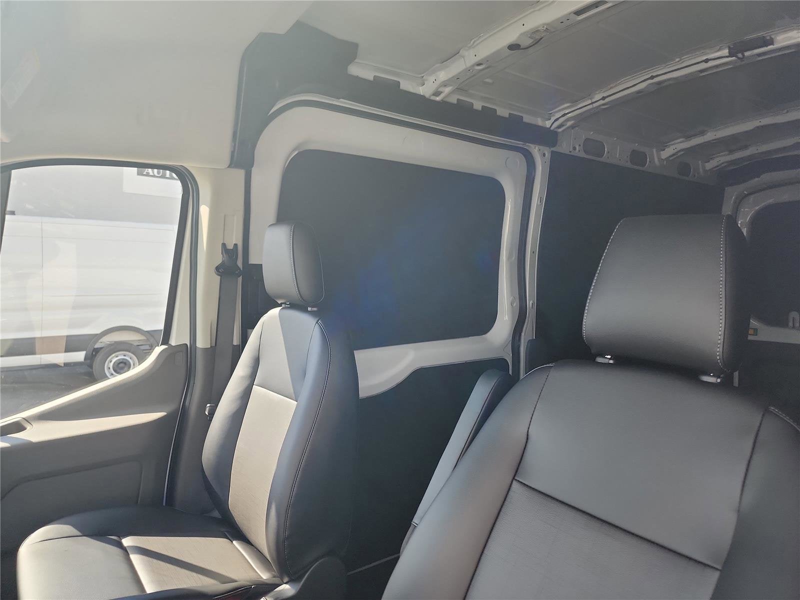 2026 Ford Transit Cargo Van T-250 148" Med Rf 9150 GVWR RWD