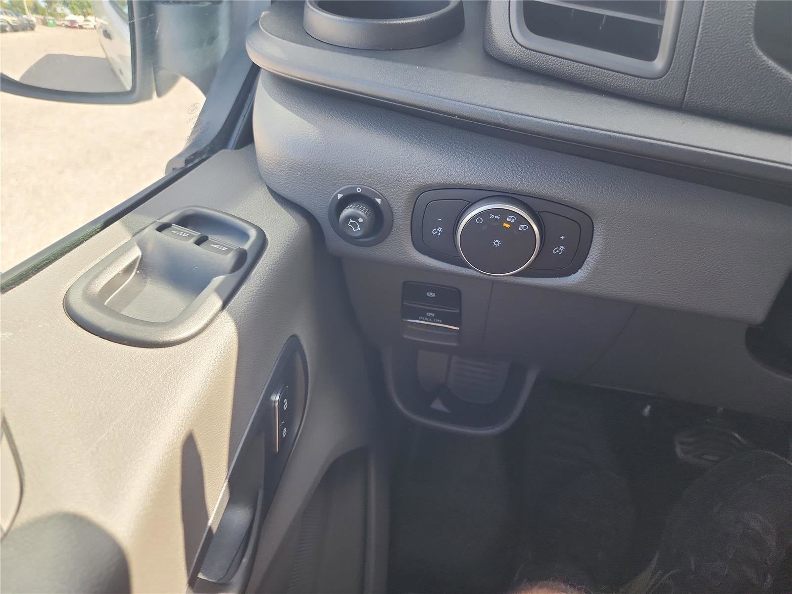 2026 Ford Transit Cargo Van T-250 148" Med Rf 9150 GVWR RWD