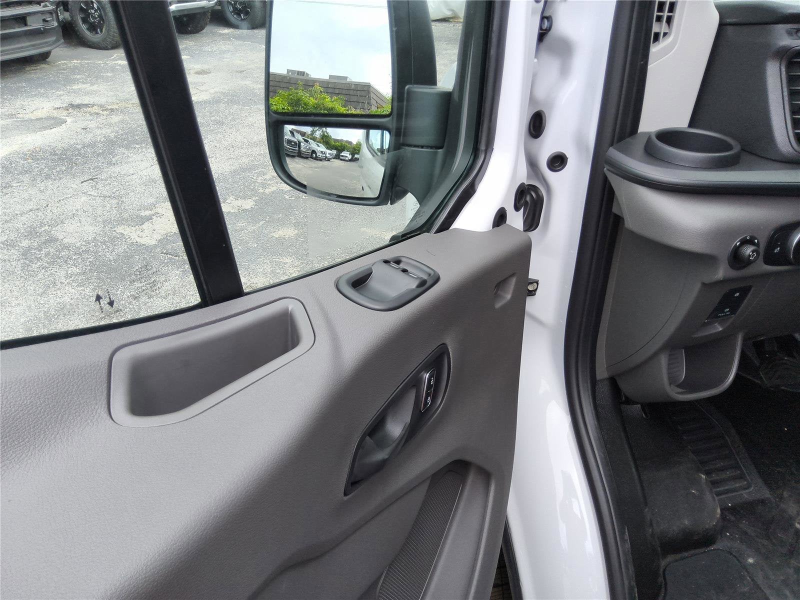 2026 Ford Transit Cargo Van Base
