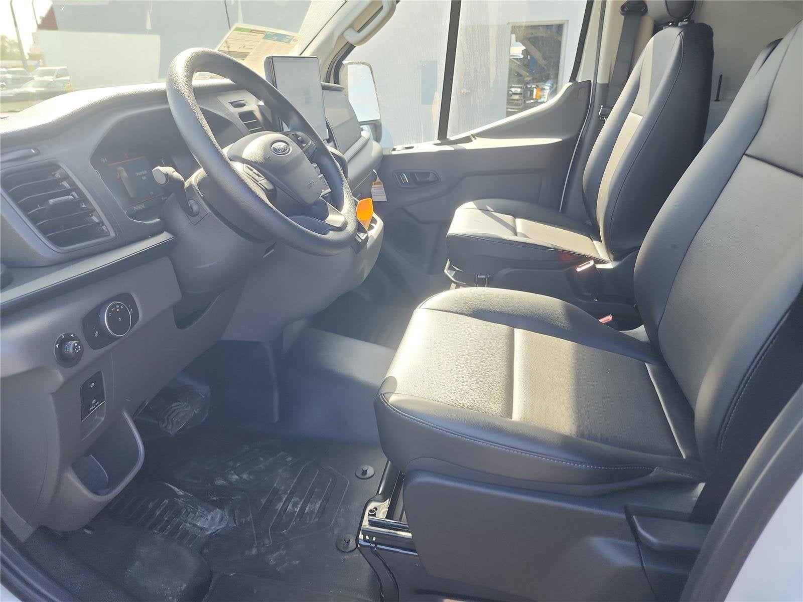 2026 Ford Transit Cargo Van Base