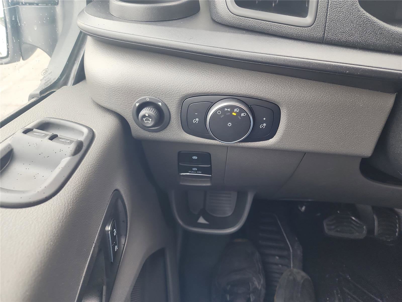 2026 Ford Transit Cargo Van T-250 130" Low Rf 9150 GVWR RWD