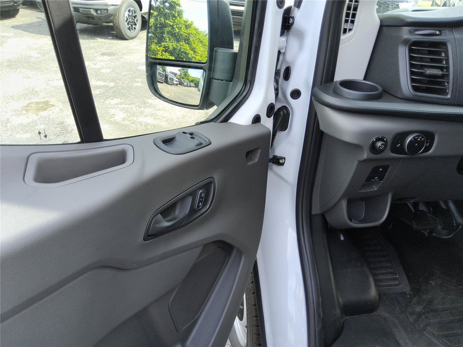 2026 Ford Transit Cargo Van Base