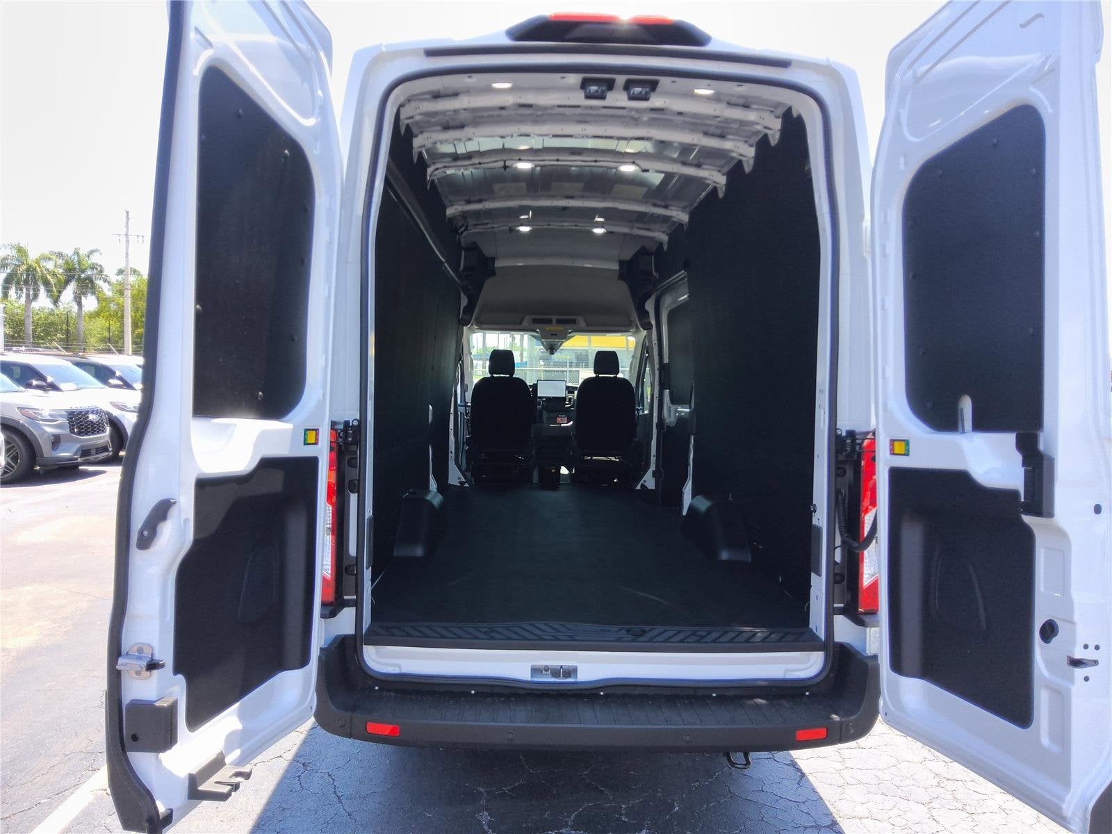 2026 Ford Transit Cargo Van Base