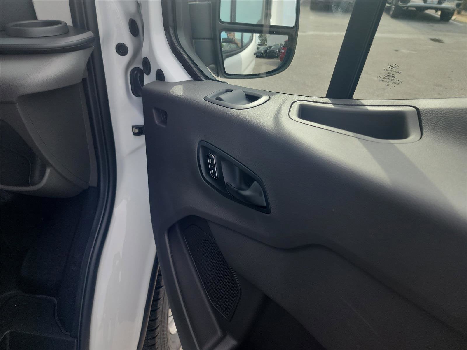 2026 Ford Transit Cargo Van Base