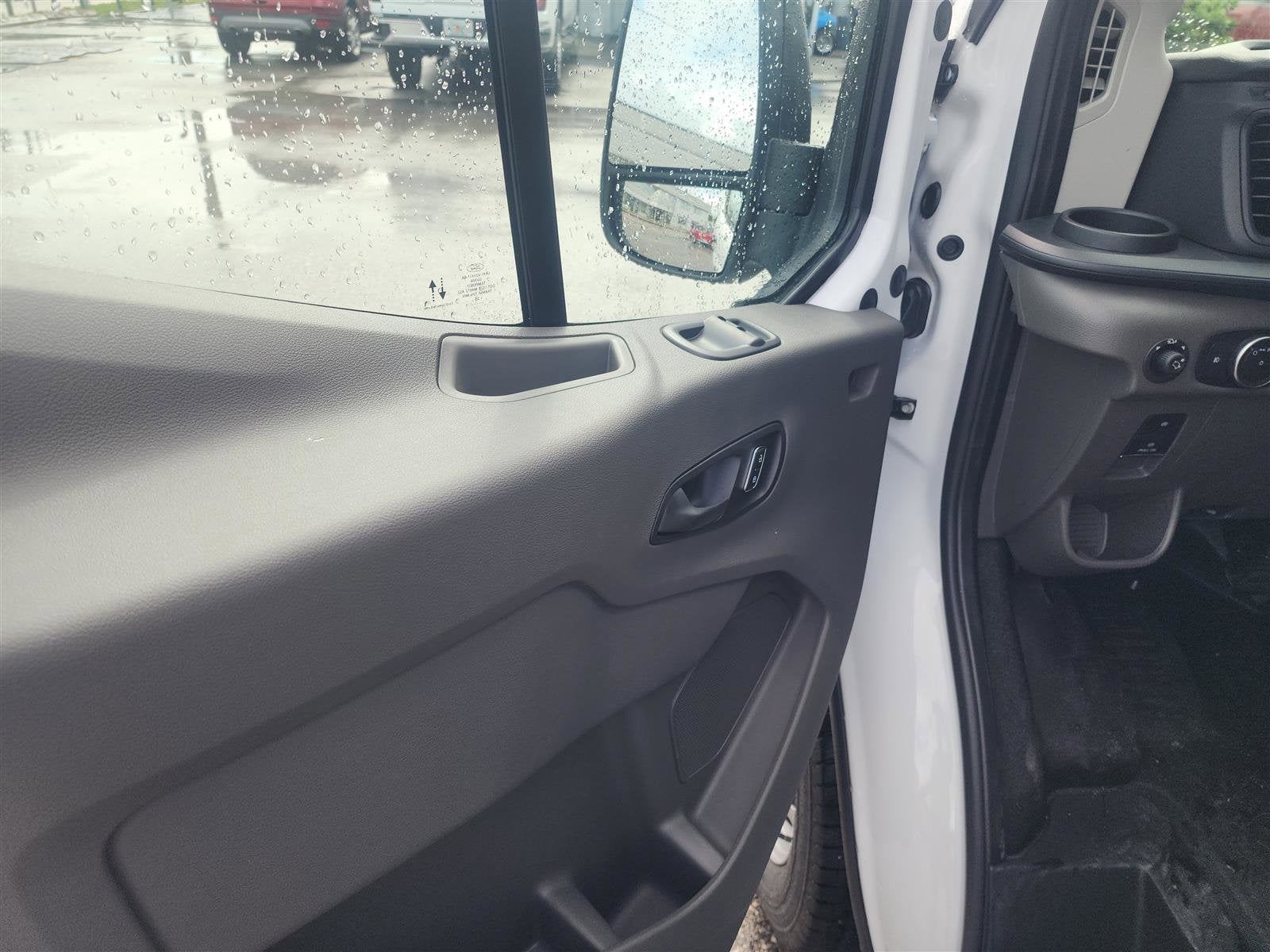 2025 Ford Transit Cargo Van T-350 148" Hi Rf 9500 GVWR AWD