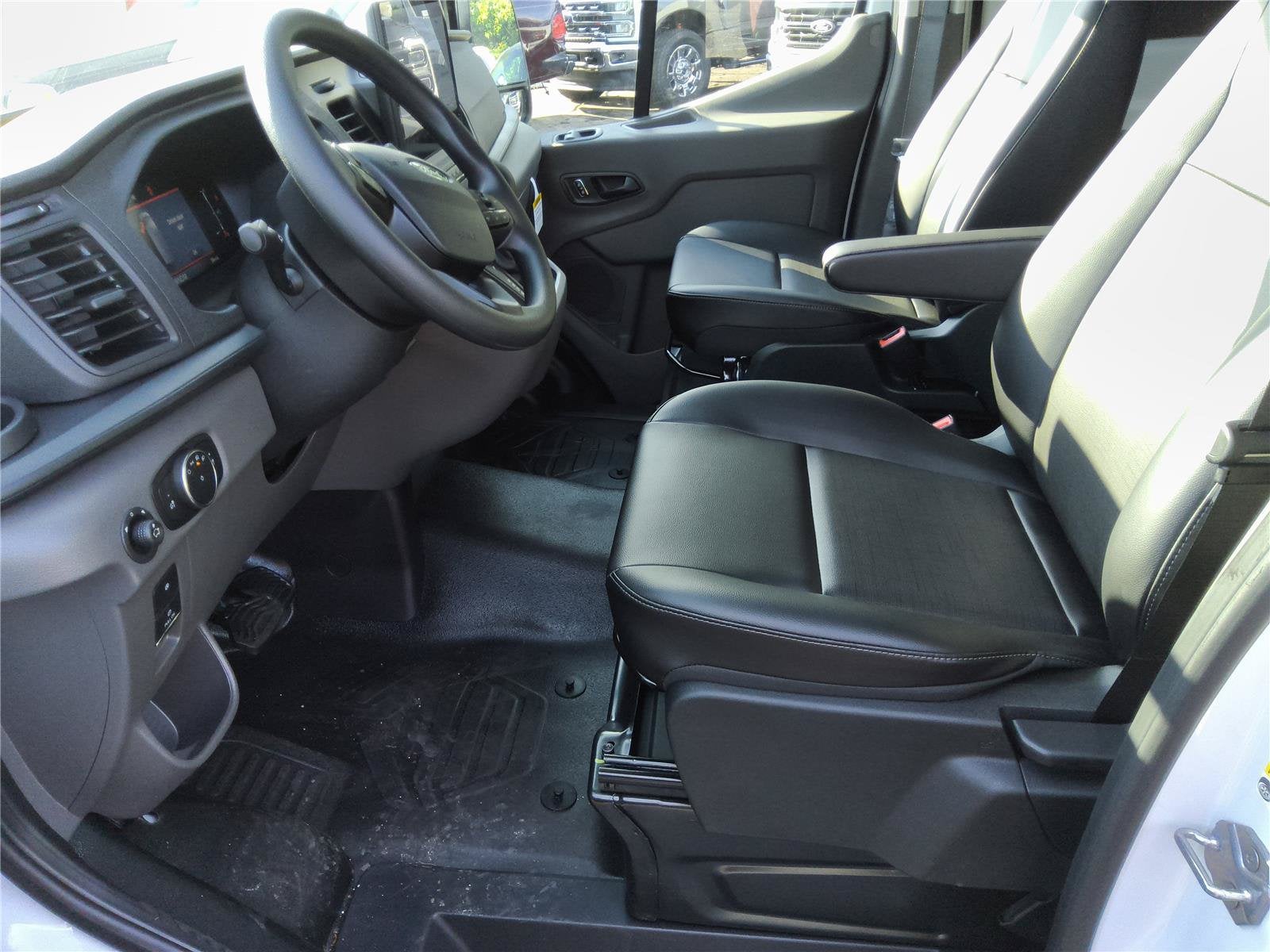 2026 Ford Transit Cargo Van Base
