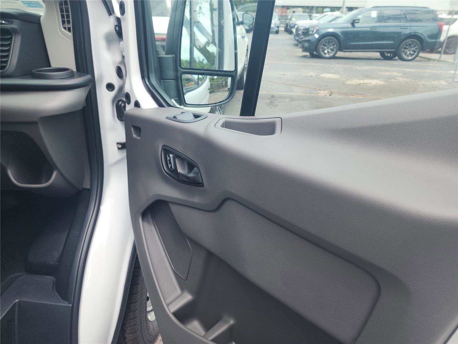 2026 Ford Transit Cargo Van Base