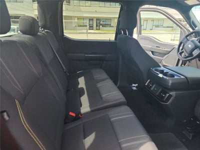 2025 Ford F-150 Base