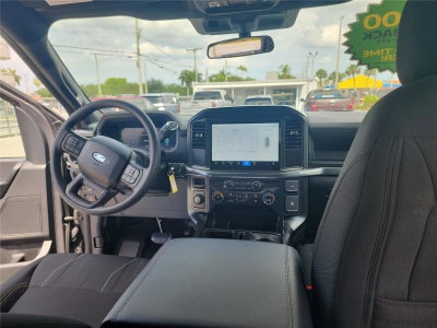 2025 Ford F-150 Base