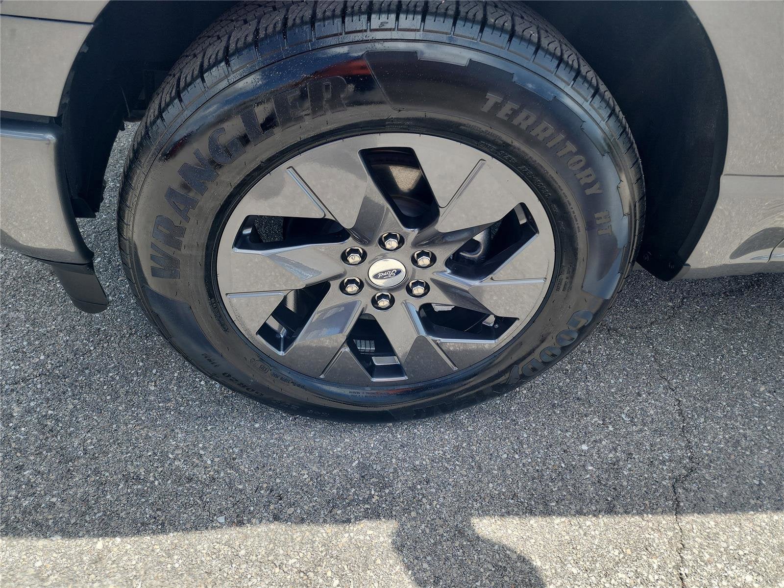 2025 Ford F-150 Base