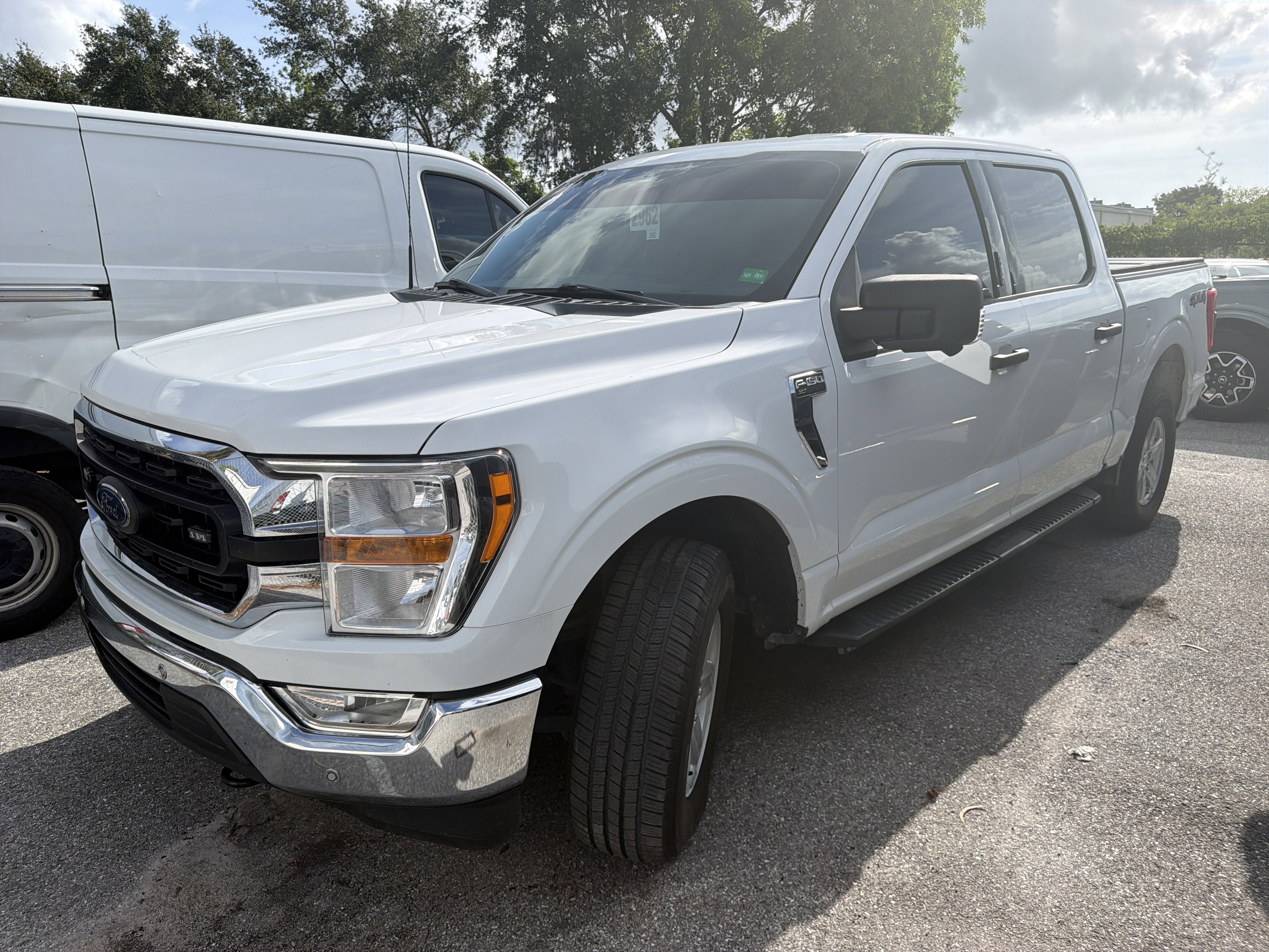 2022 Ford F-150 Base