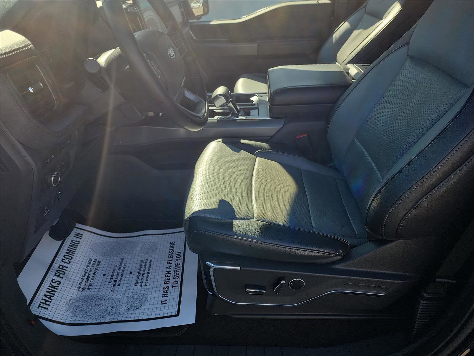 2022 Ford F-150 Lightning LARIAT