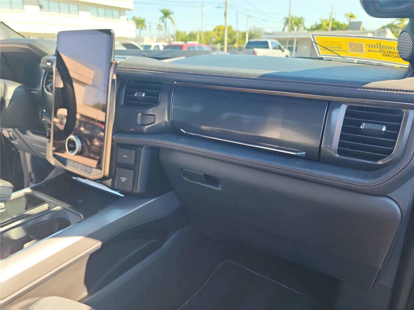 2022 Ford F-150 Lightning LARIAT