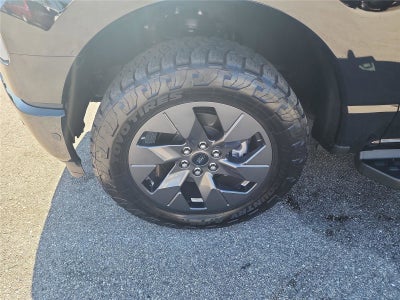 2022 Ford F-150 Lightning LARIAT