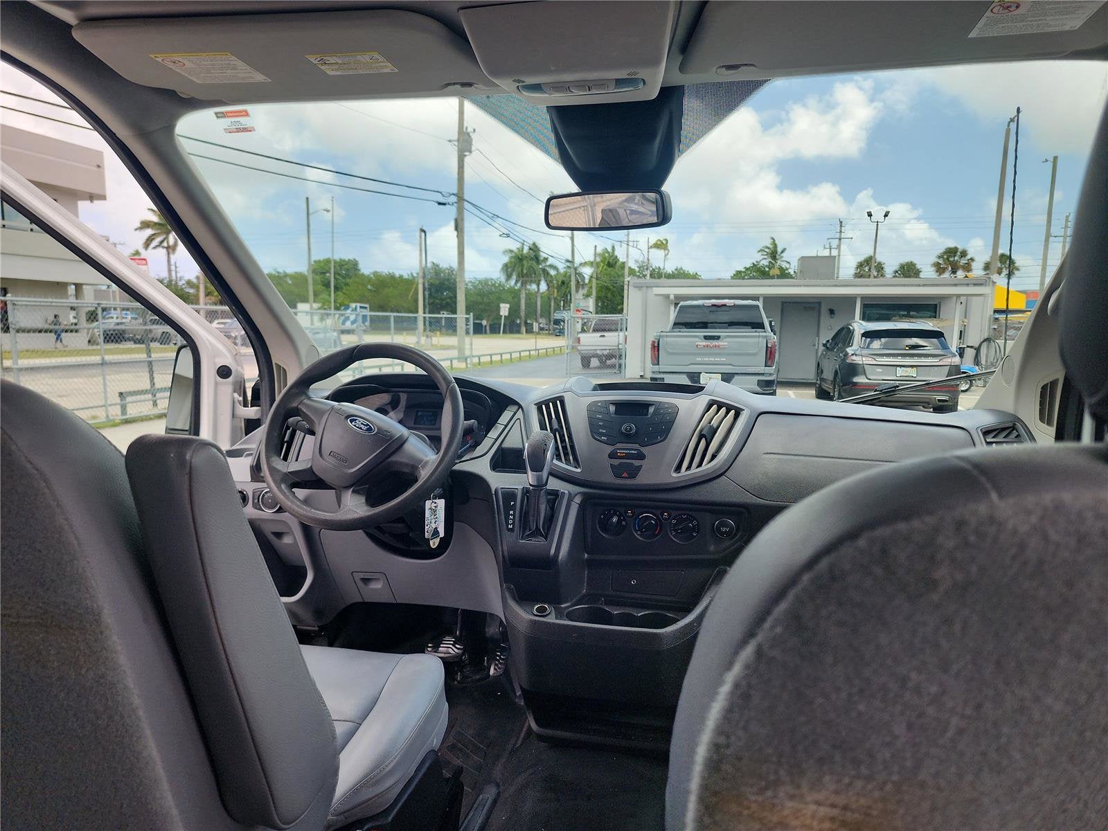 2017 Ford Transit Van 148 WB Medium Roof Cargo