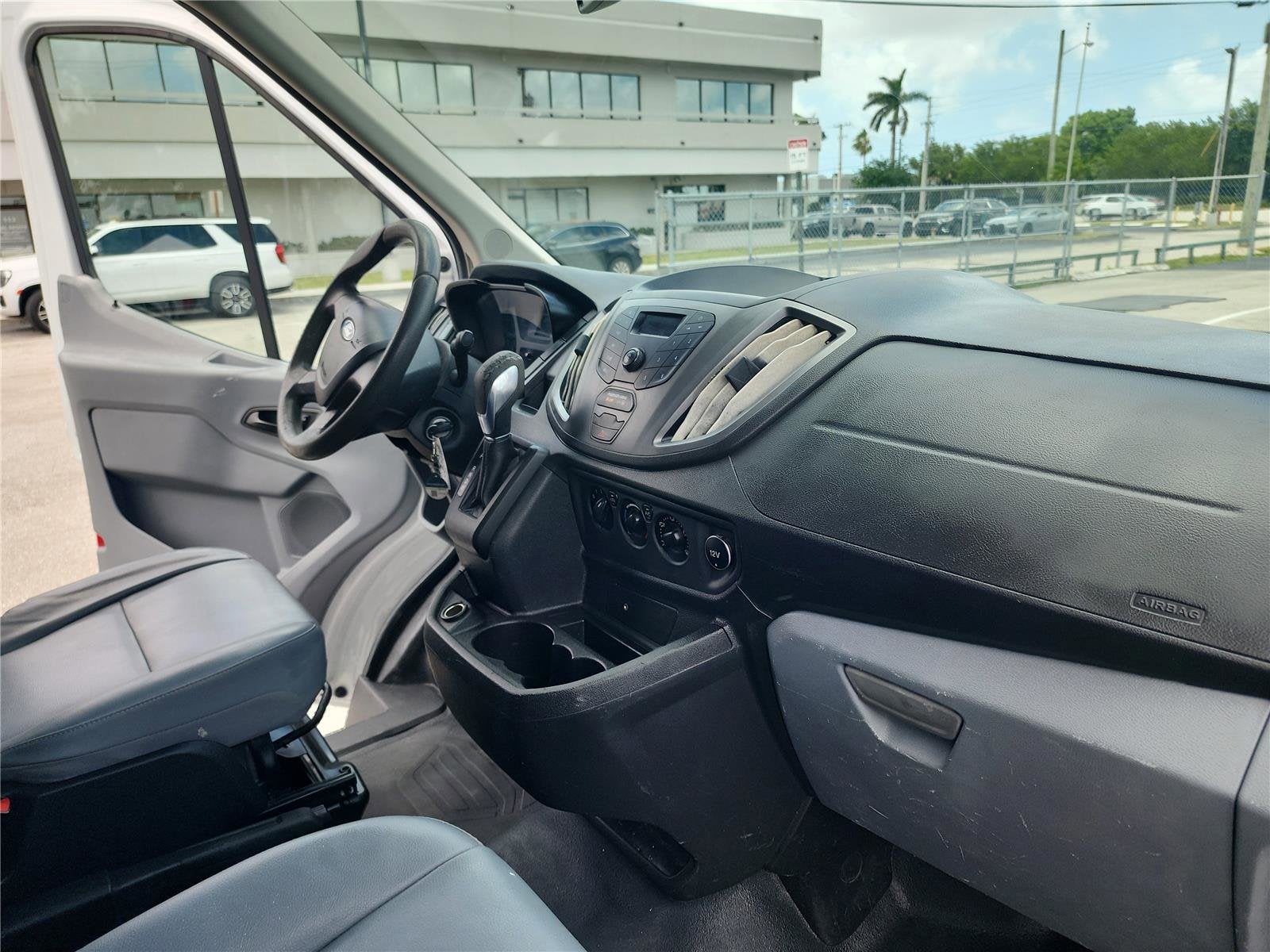 2017 Ford Transit Van 148 WB Medium Roof Cargo