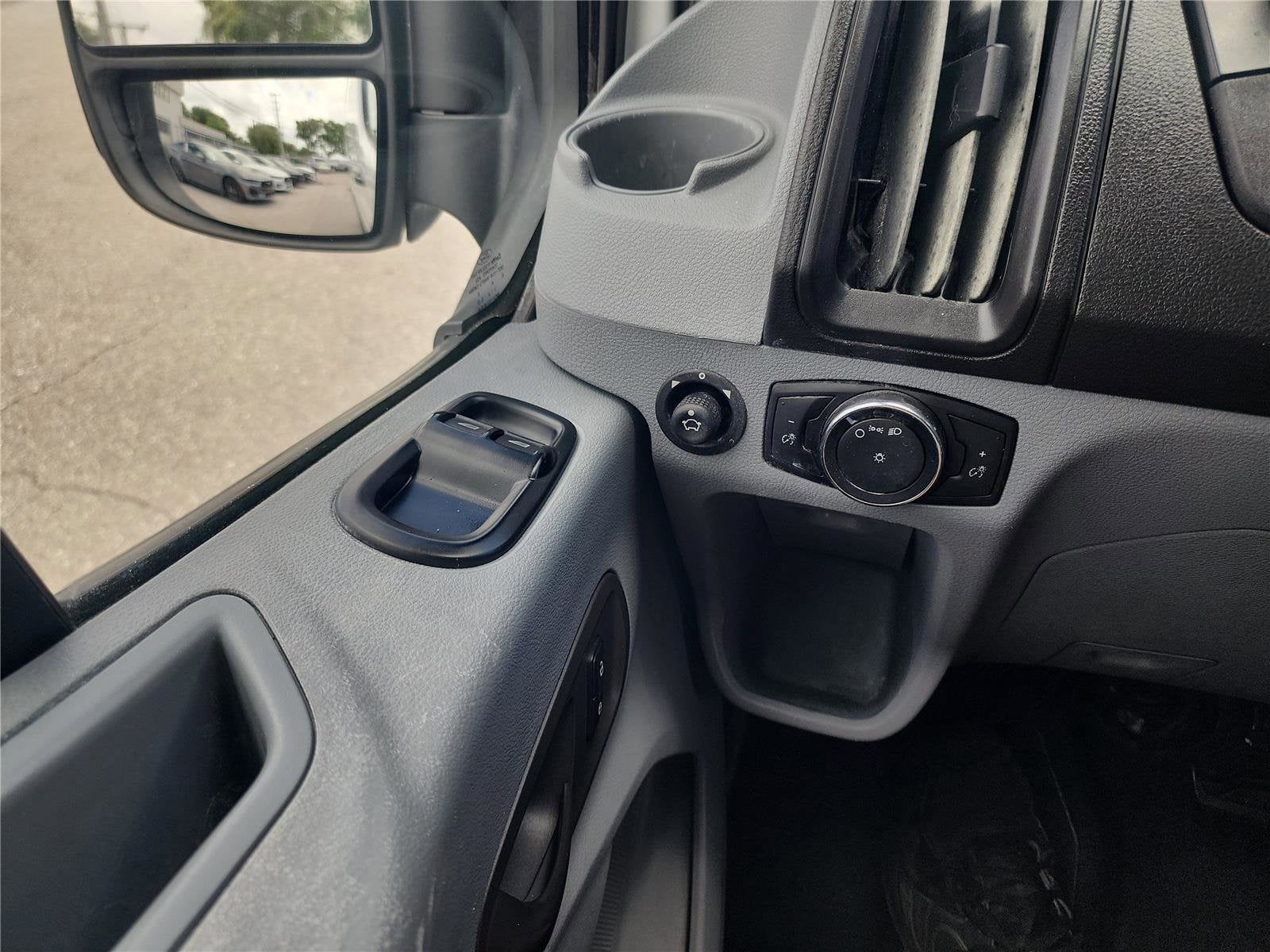 2017 Ford Transit Van 148 WB Medium Roof Cargo