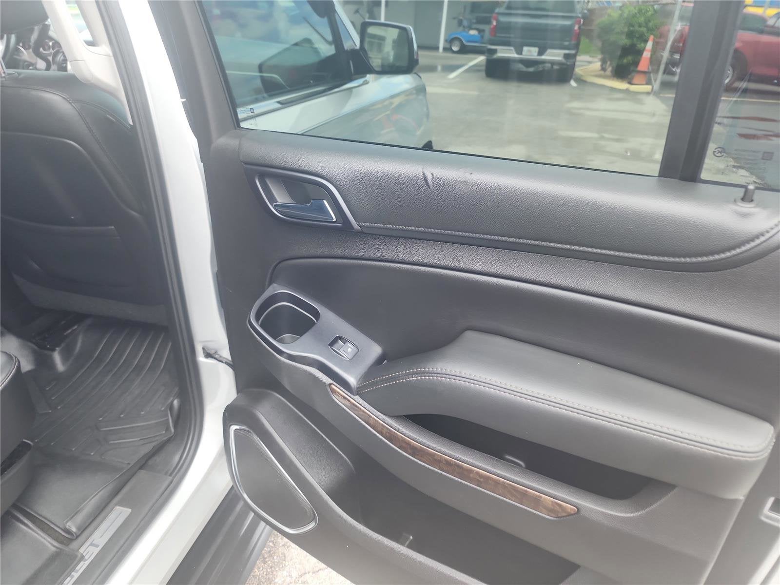 2017 Chevrolet Suburban LS