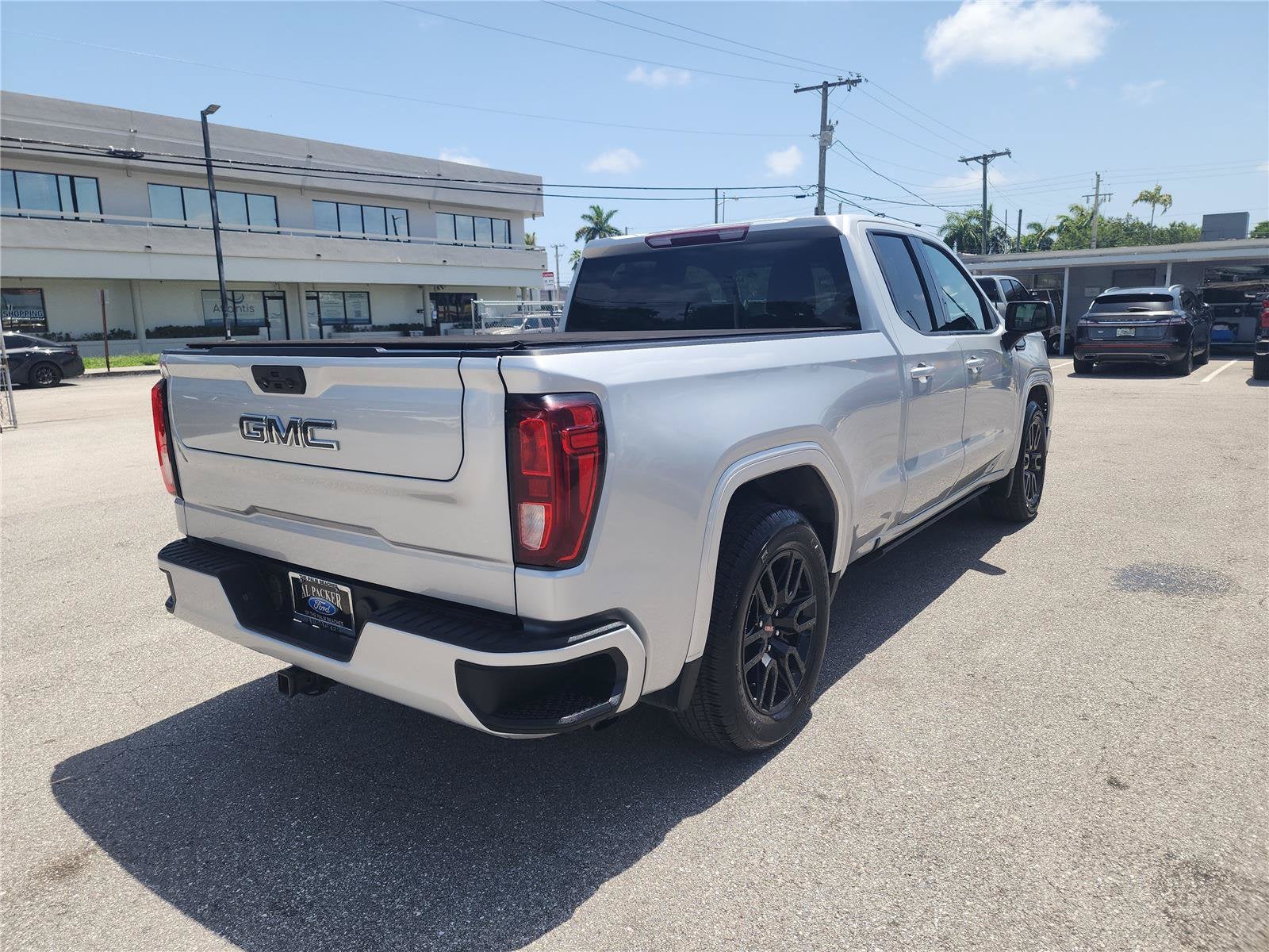 2022 GMC Sierra 1500 Elevation
