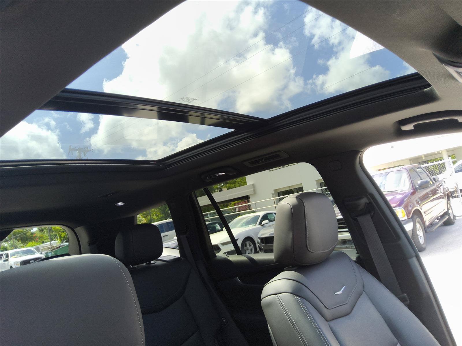2023 Cadillac XT6 FWD Premium Luxury