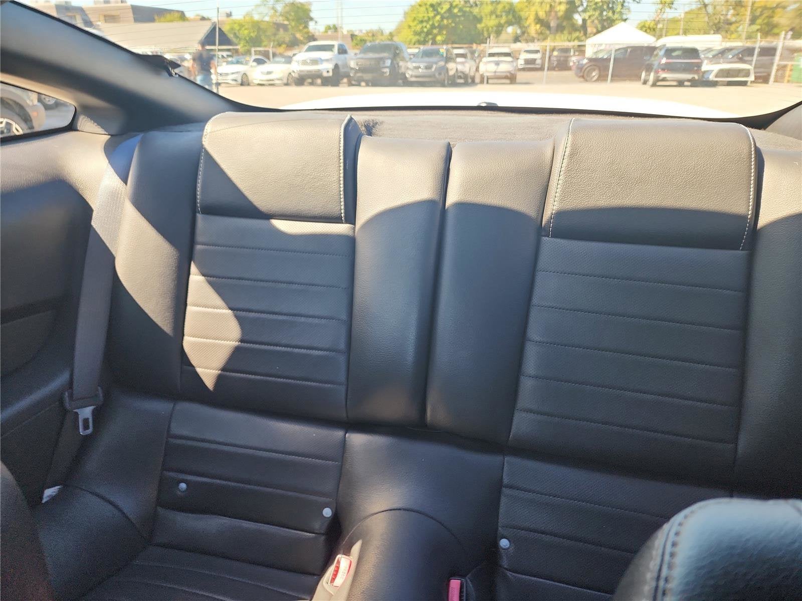 2010 Ford Mustang V6