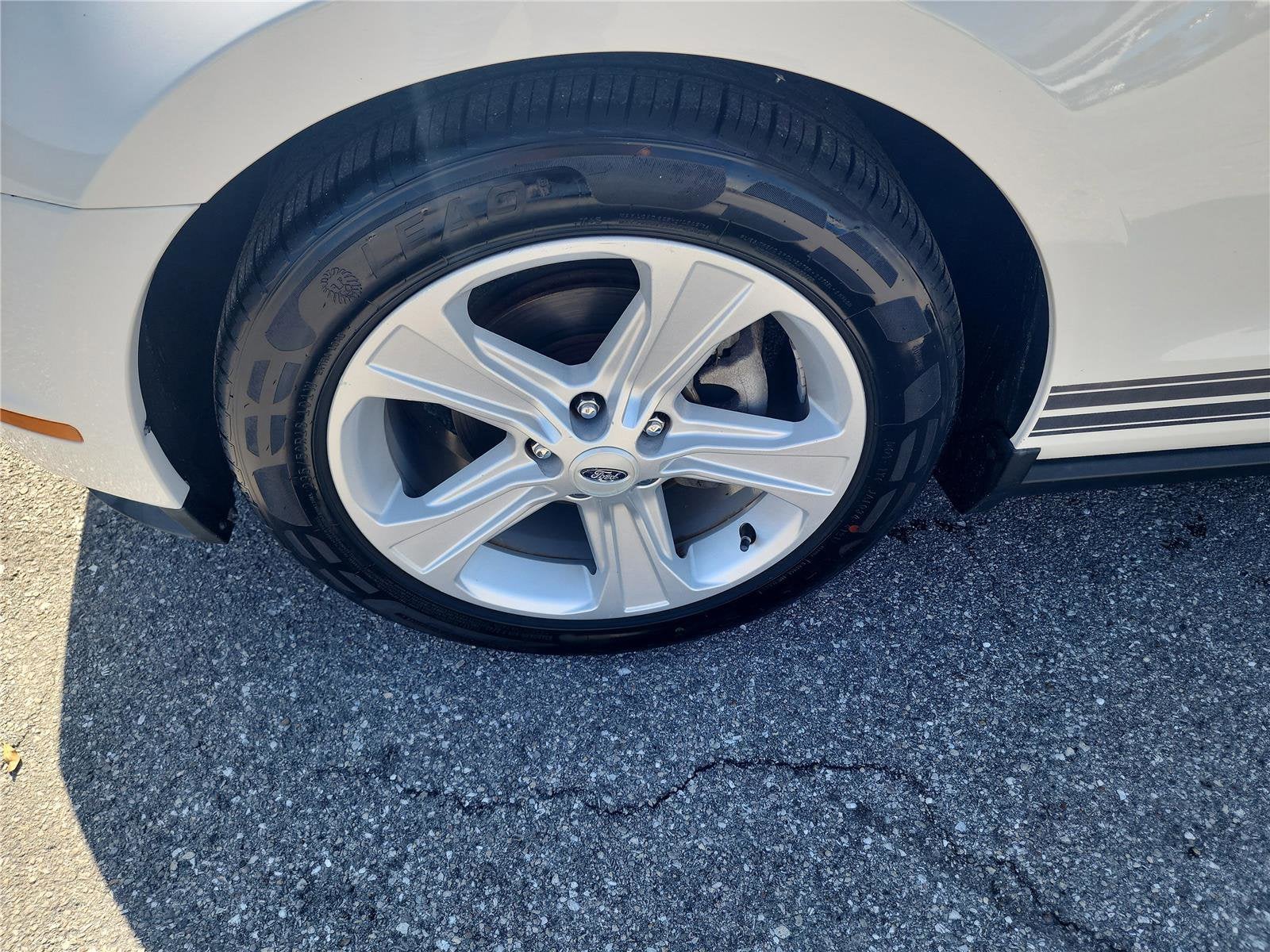 2010 Ford Mustang V6