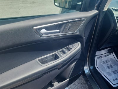 2020 Ford Edge SE