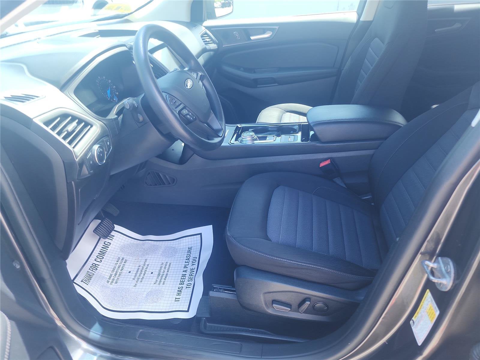 2020 Ford Edge SE