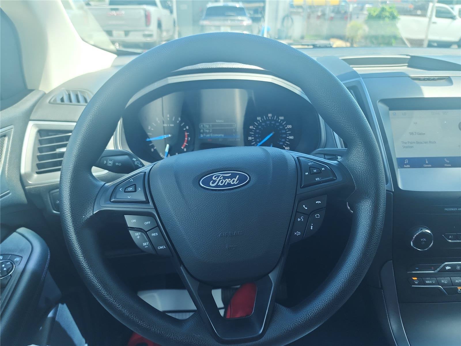 2020 Ford Edge SE