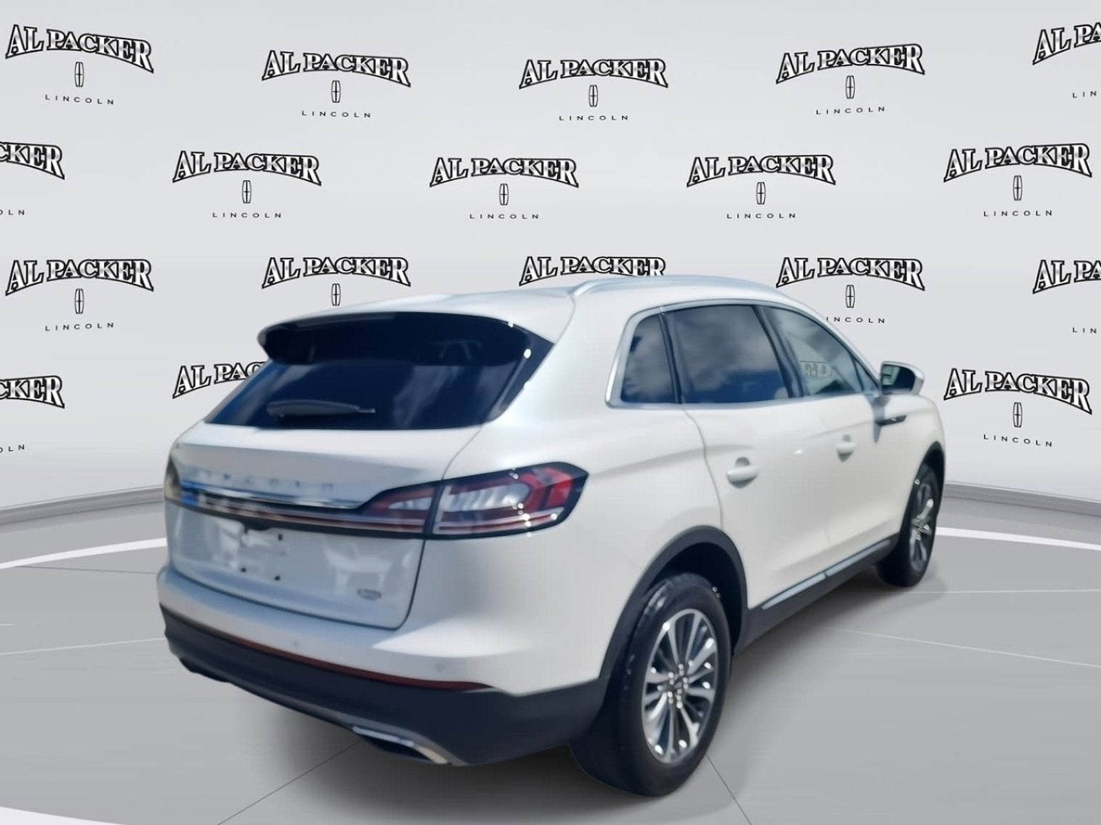 2023 Lincoln Nautilus Standard