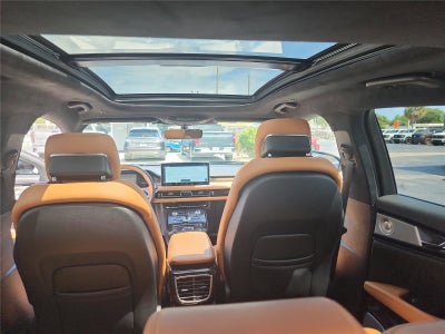 2023 Lincoln Nautilus Black Label