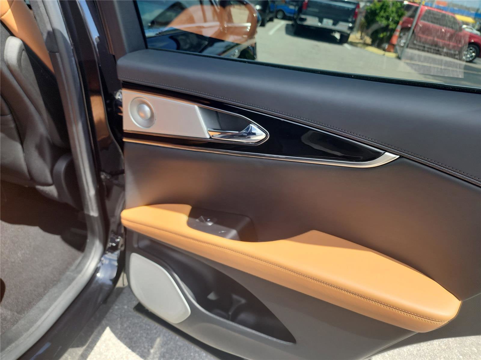 2023 Lincoln Nautilus Black Label