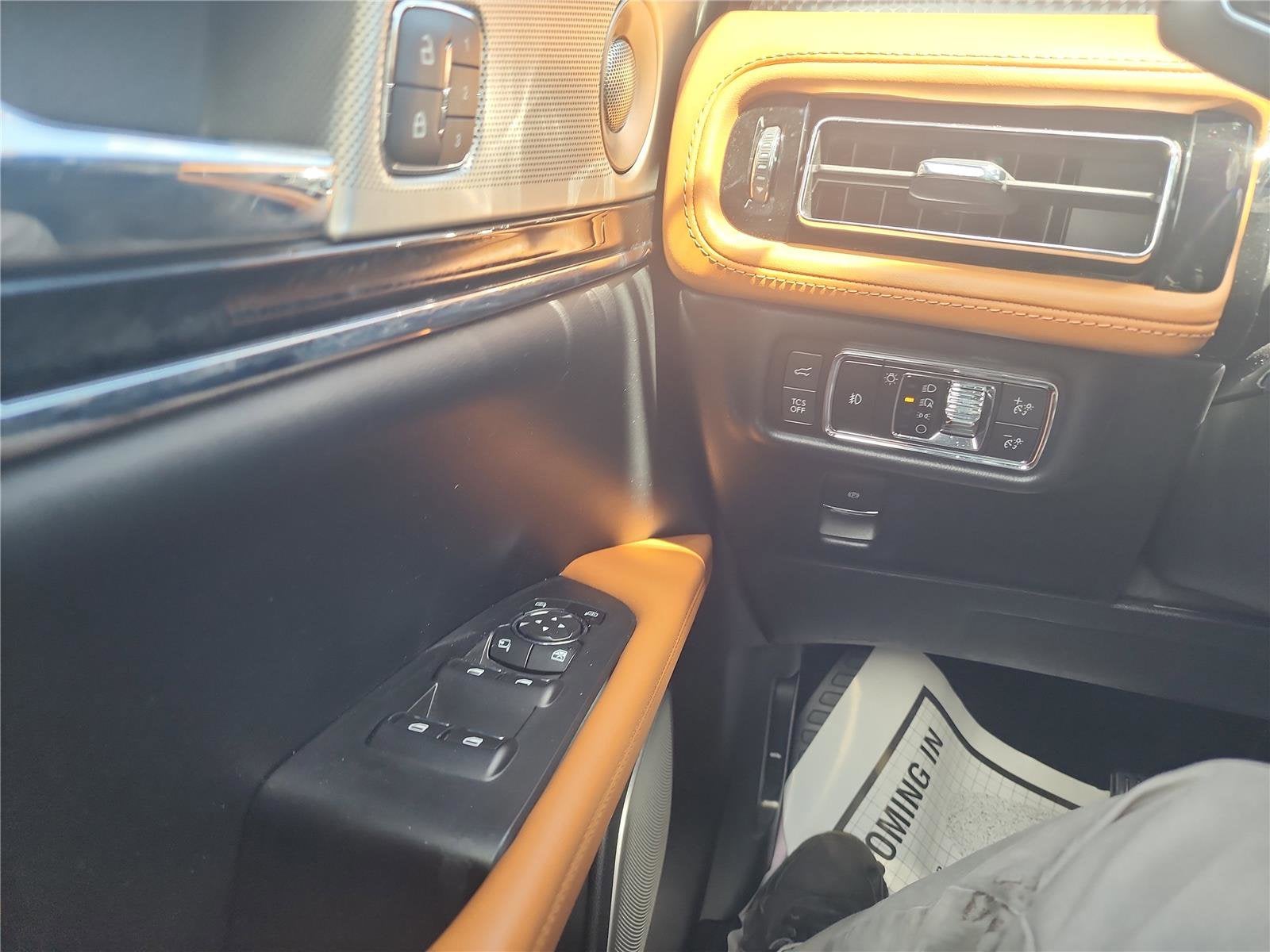 2023 Lincoln Nautilus Black Label