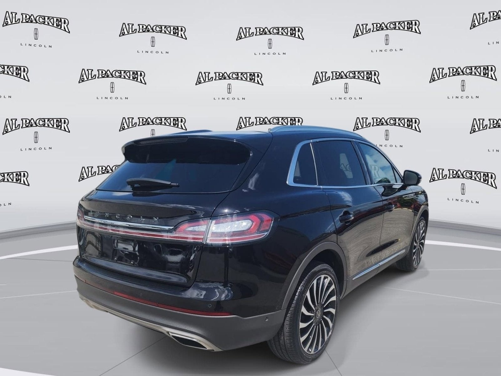 2023 Lincoln Nautilus Black Label