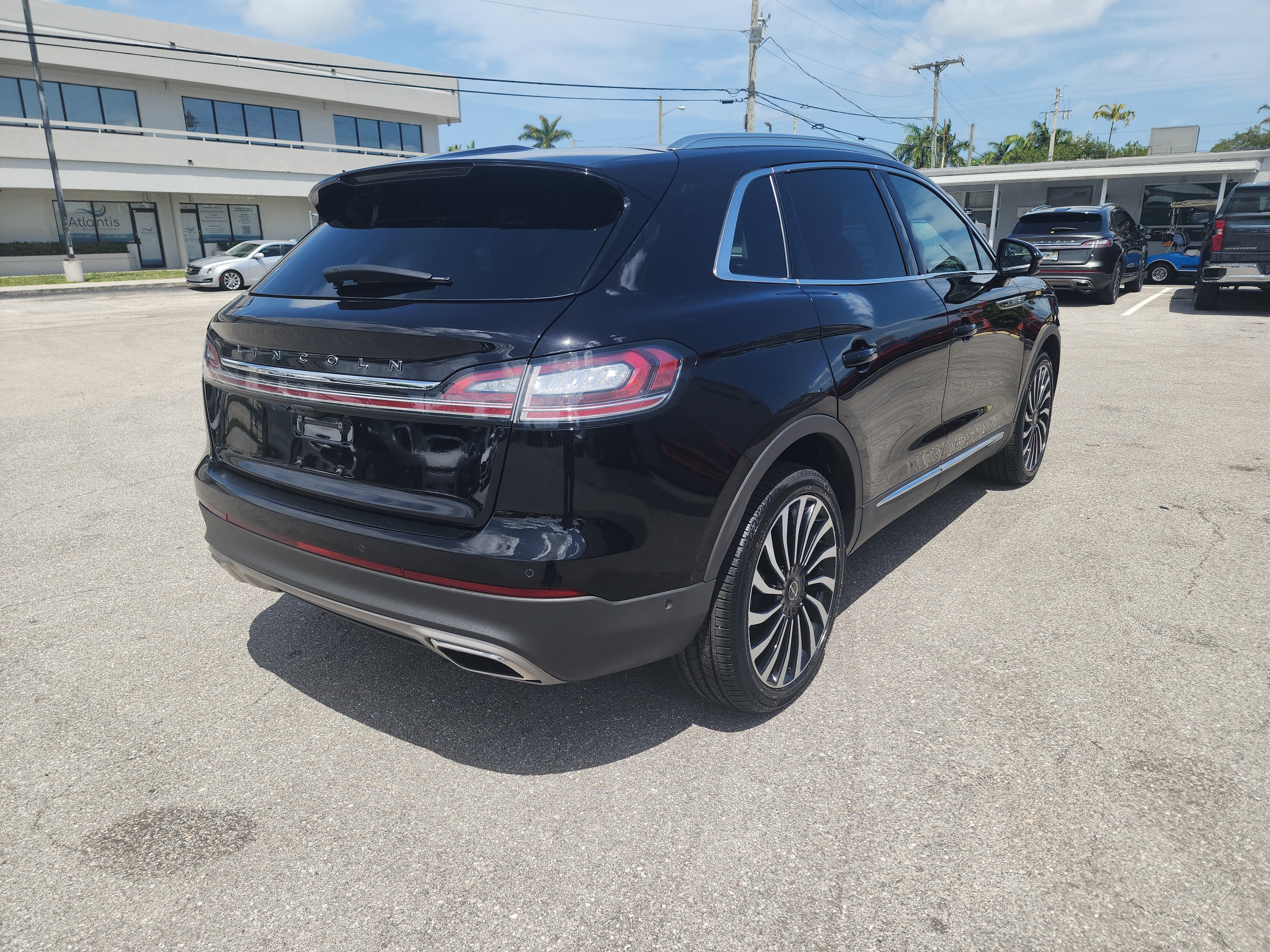 2023 Lincoln Nautilus Black Label