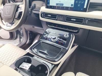 2023 Lincoln Nautilus Black Label