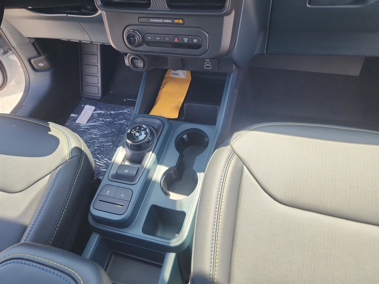 2025 Ford Maverick Lobo Standard