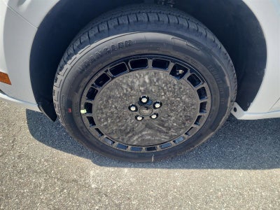 2025 Ford Maverick Lobo Standard