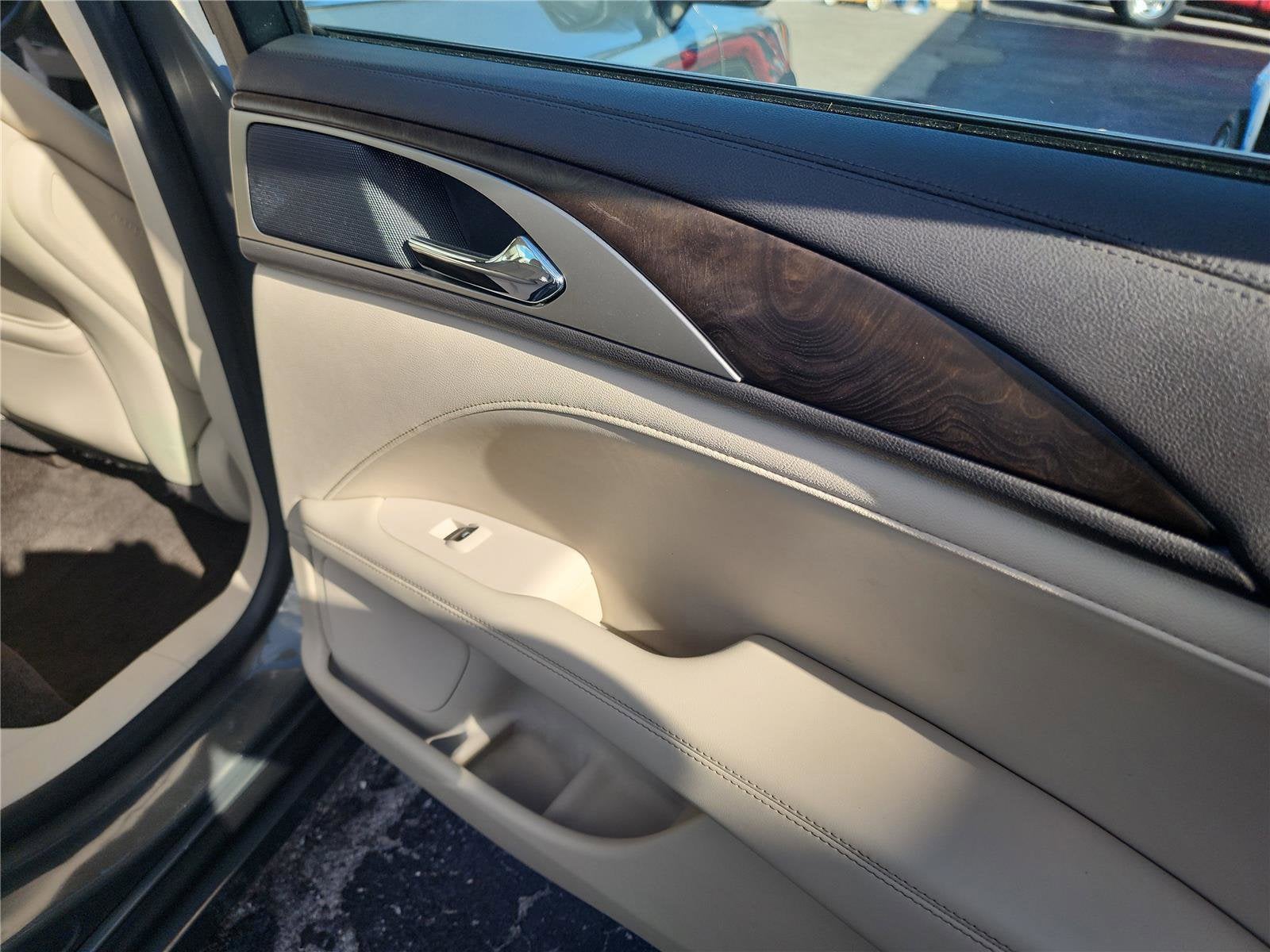 2017 Lincoln MKZ Hybrid Reserve