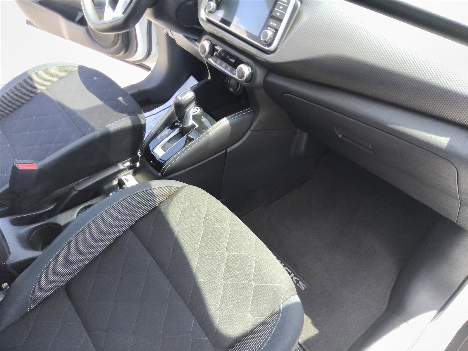 2019 Nissan Kicks SV