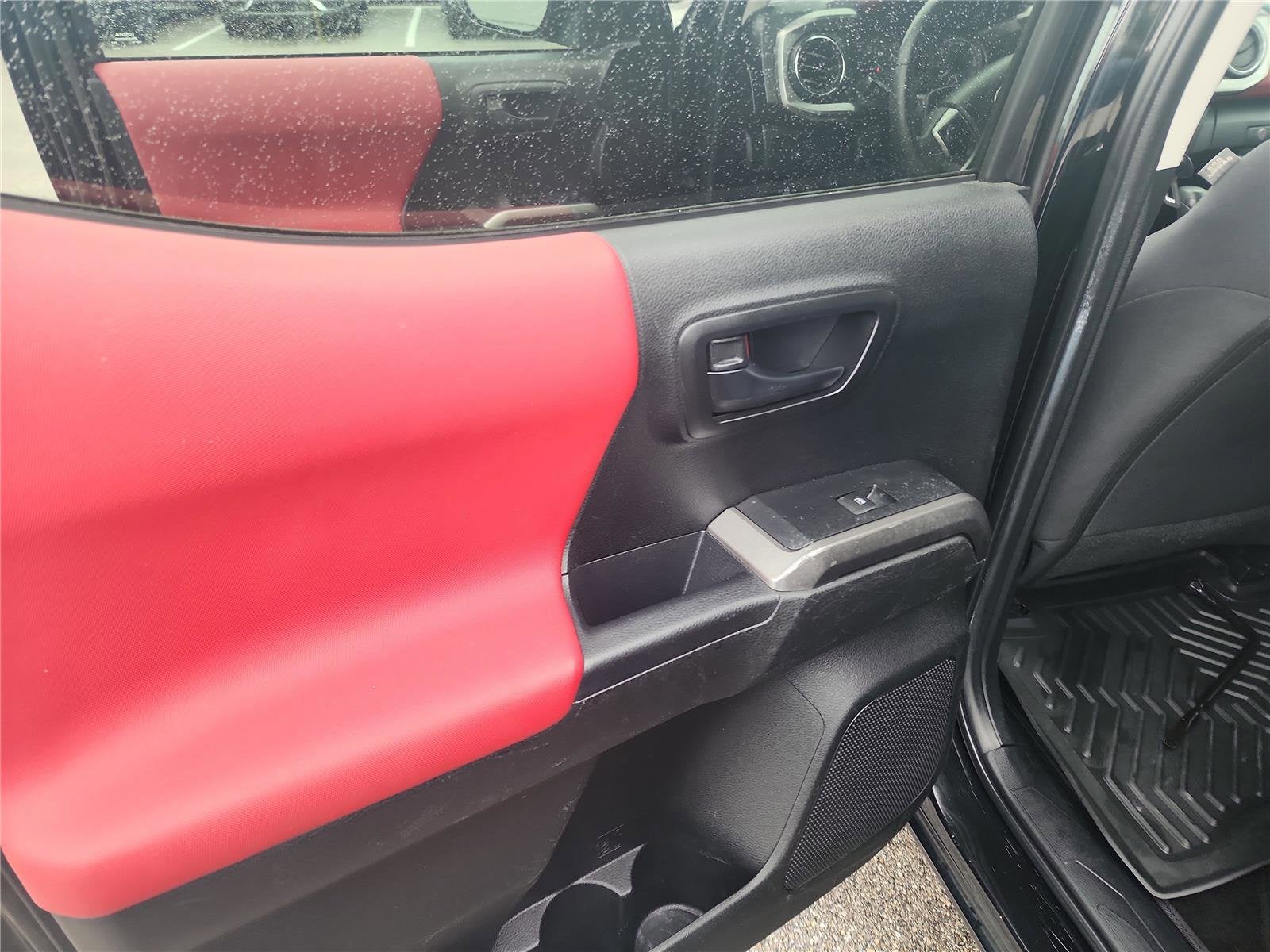 2022 Toyota Tacoma 2WD SR5