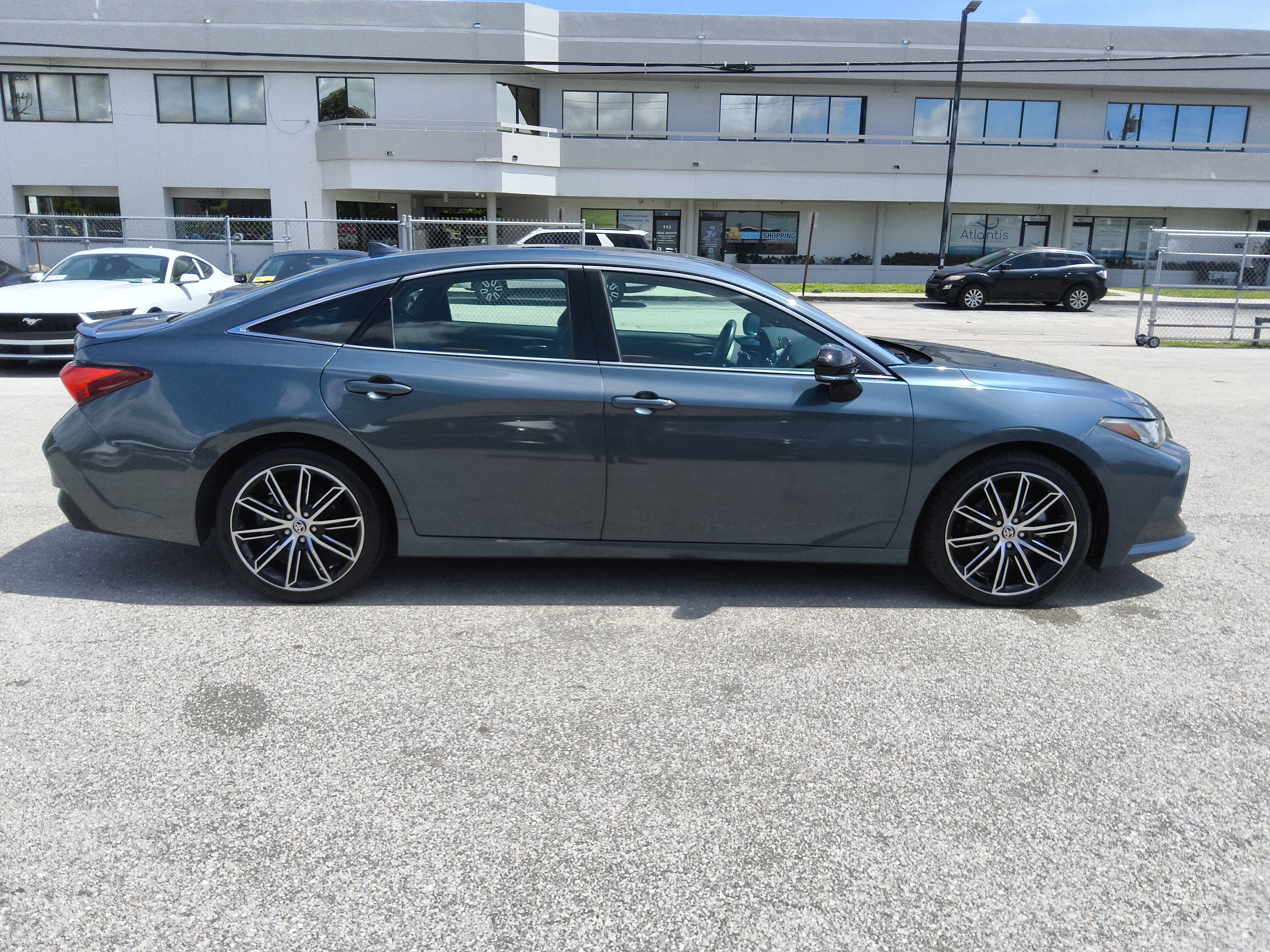 2021 Toyota Avalon Touring