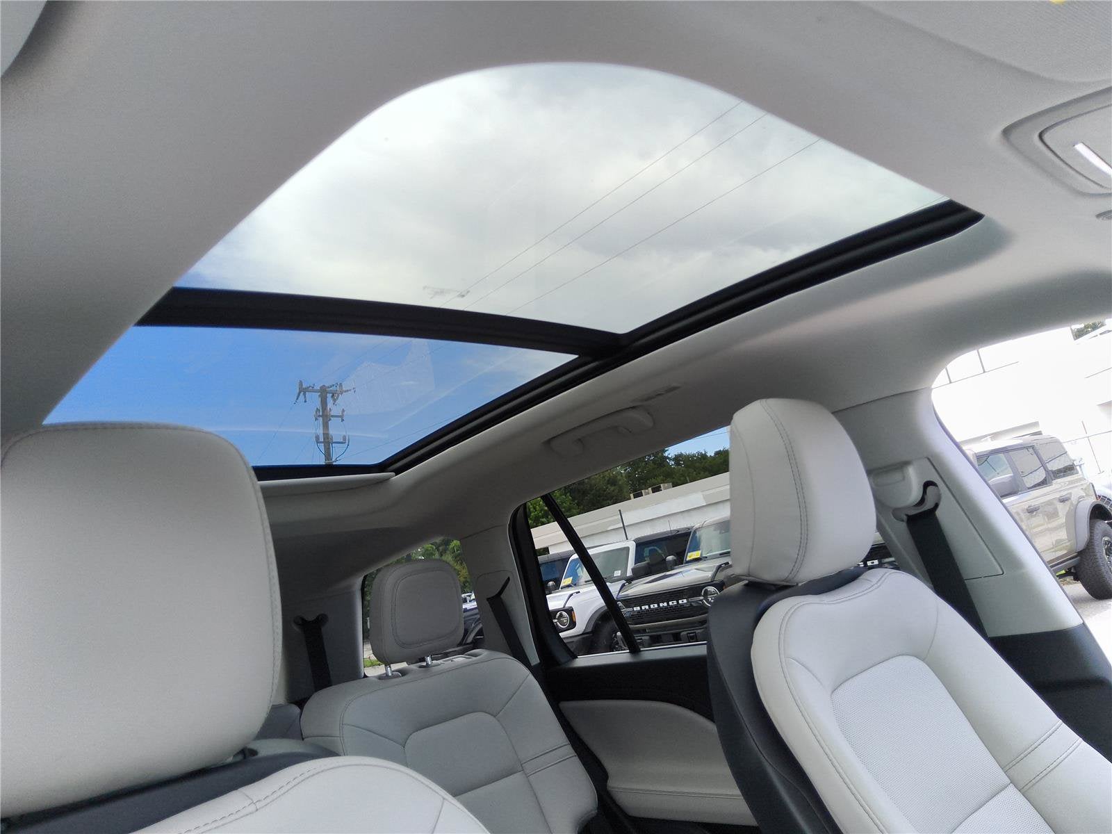 2025 Lincoln Aviator Premiere