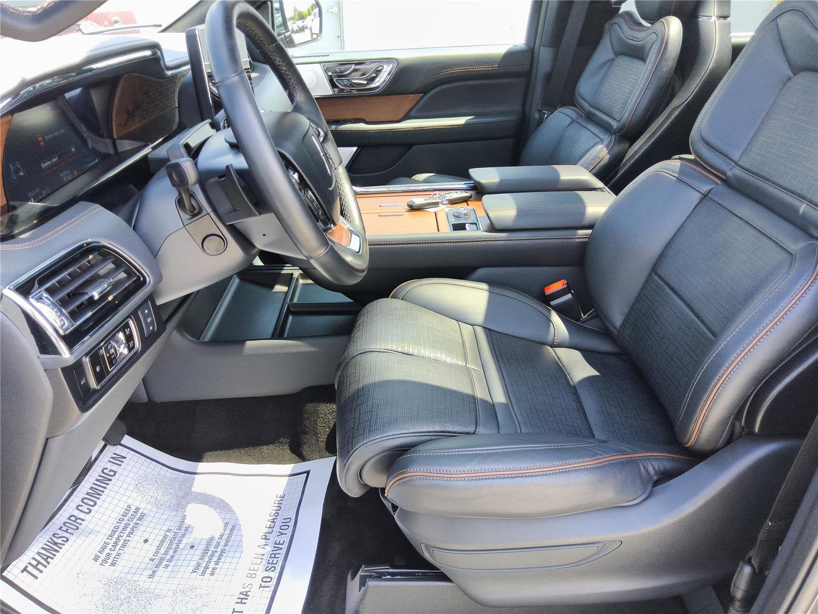 2024 Lincoln Navigator Black Label